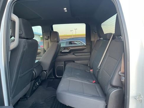 Used 2025 Chevrolet Silverado 2500 LT w/ Convenience Package AWD/4WD image 25