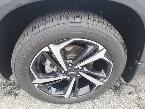 Used 2022 Chevrolet TrailBlazer RS w/ Technology Package FWD image 20