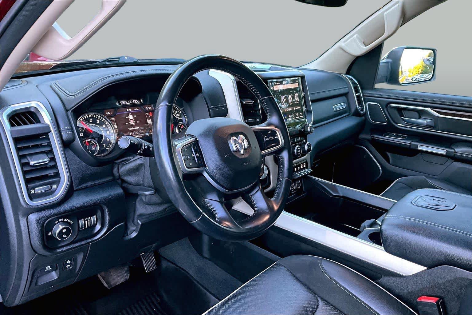 Used 2021 RAM 1500 Laramie AWD/4WD image 16
