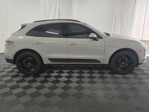 Used 2021 Porsche Macan AWD/4WD image 8