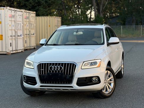 Used 2015 Audi Q5 2.0T Premium Plus w/ Technology Package AWD/4WD image 1