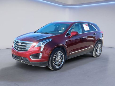 Used 2018 Cadillac XT5 Luxury w/ Driver Awareness Package image 2