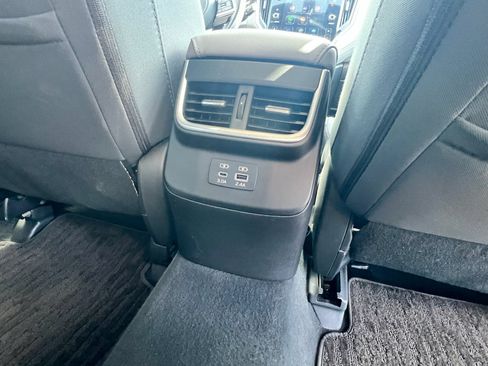 Used 2023 Subaru Outback Premium AWD/4WD image 16