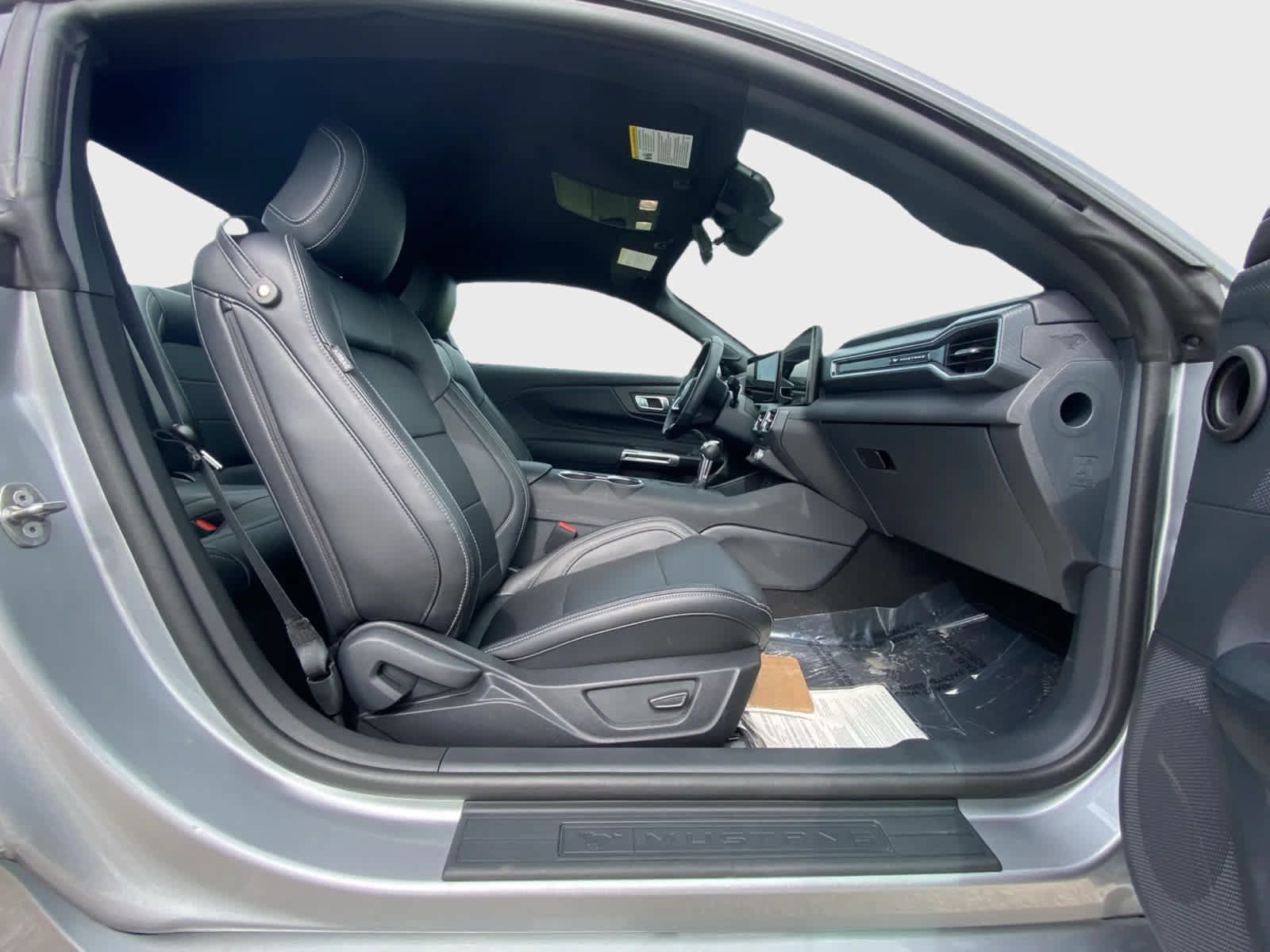 Used 2026 Ford Mustang Premium RWD image 14