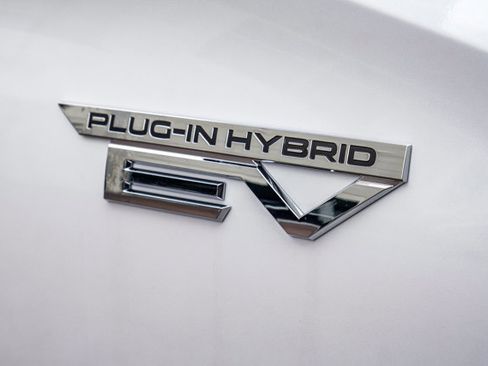 New 2025 Mitsubishi Outlander SEL image 14