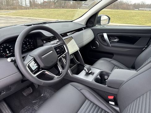 New 2025 Land Rover Discovery Sport S image 12