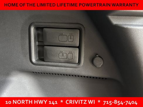 Used 2022 GMC Terrain SLT w/ LPO, Floor Liner Package AWD/4WD image 8