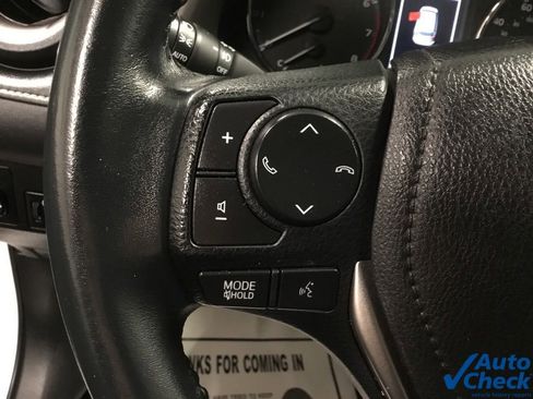 Used 2016 Toyota RAV4 Limited AWD/4WD image 40