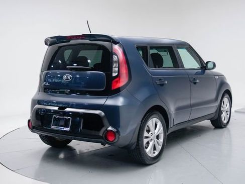 Used 2016 Kia Soul + w/ Audio Package FWD image 5
