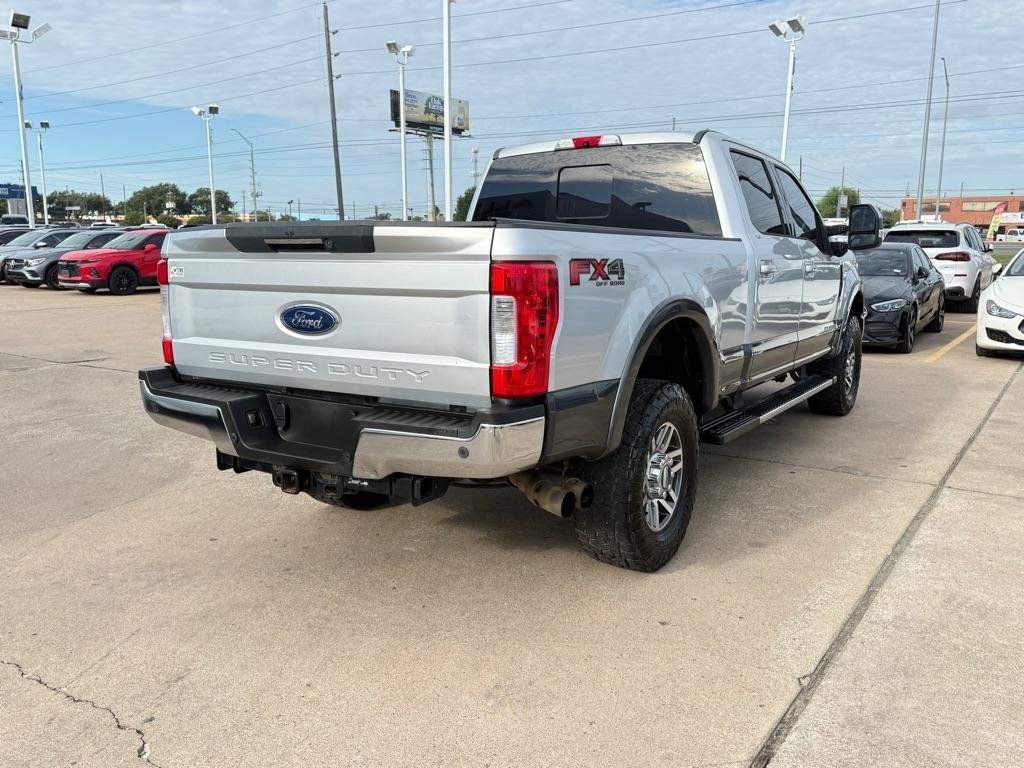 Used 2018 Ford F250 Lariat w/ Lariat Ultimate Package AWD/4WD image 7
