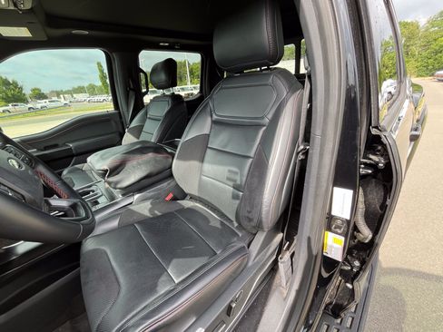 Used 2025 Ford F150 Raptor AWD/4WD image 17