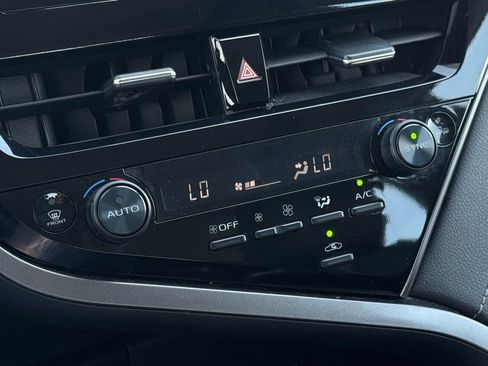 Used 2024 Toyota Camry SE w/ Convenience Package image 29