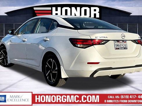 Used 2024 Nissan Sentra SV image 4