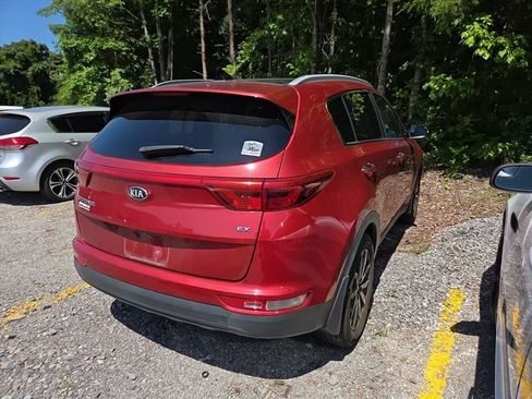 Used 2017 Kia Sportage EX w/ EX Premium Package FWD image 4