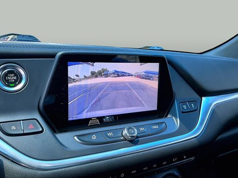 Used 2020 Chevrolet Blazer LT FWD image 27