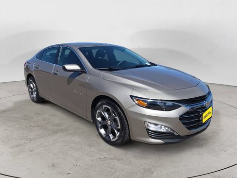 Used 2024 Chevrolet Malibu LT FWD image 7