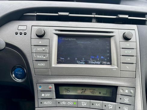 Used 2012 Toyota Prius One image 19