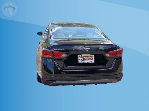 Used 2026 Nissan Altima 2.5 SV FWD image 7
