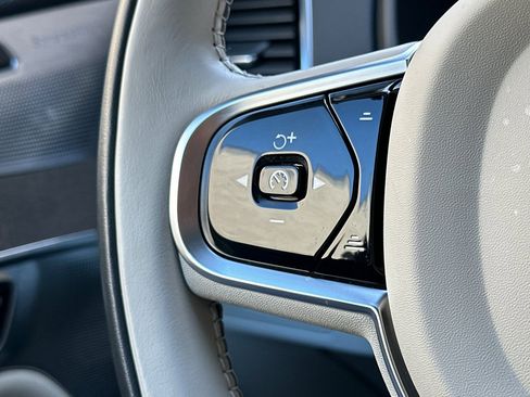 Used 2023 Volvo XC90 B6 Ultimate w/ Lounge Package image 29