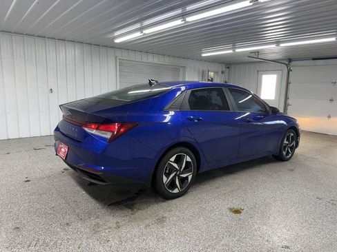 Used 2023 Hyundai Elantra SEL w/ Convenience Package image 6