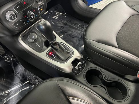 Used 2018 Jeep Compass Latitude w/ Popular Equipment Group AWD/4WD image 26