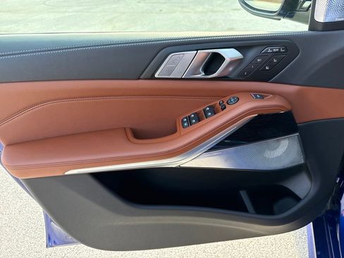 New 2026 BMW X7 M60i image 12