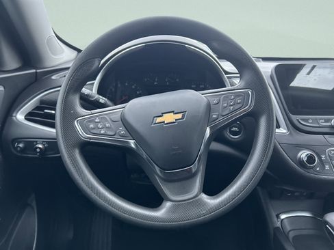 Used 2024 Chevrolet Malibu LT image 19