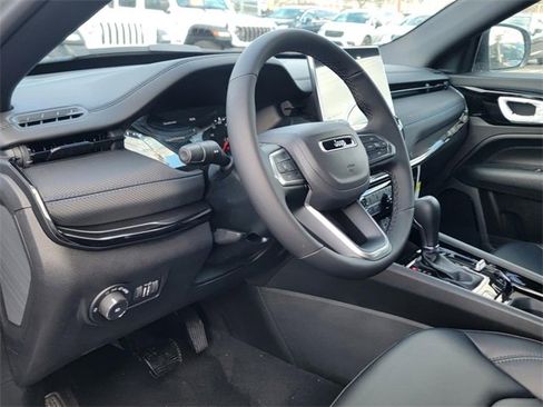New 2026 Jeep Compass Limited image 12