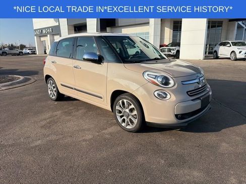 Used 2015 FIAT 500L Lounge image 2