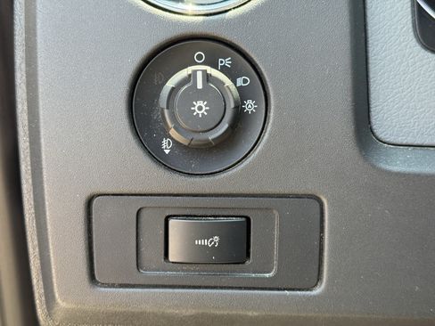 Used 2014 Ford F150 XLT RWD image 22
