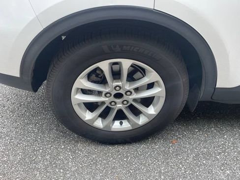 Used 2020 Ford Escape SE FWD image 5