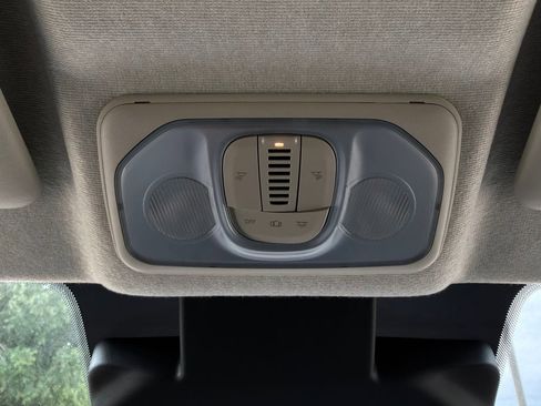 Used 2026 RAM ProMaster 2500 w/ Convenience Group FWD image 17