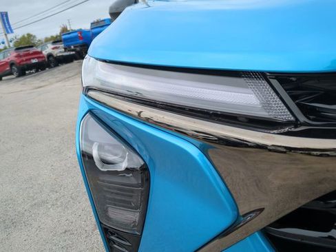 New 2026 Chevrolet Trax RS w/ Sunroof Package image 9