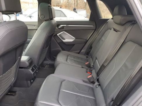 Used 2023 Audi Q3 2.0T Premium image 26
