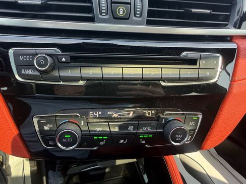 Used 2018 BMW X2 xDrive28i w/ M SportX Package AWD/4WD image 19