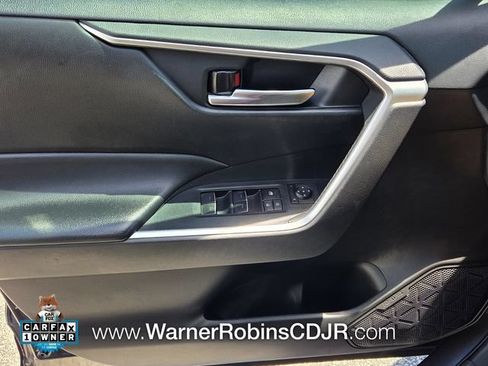 Used 2023 Toyota RAV4 XLE FWD image 30