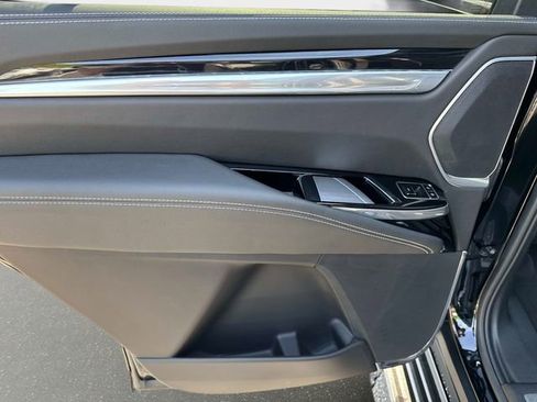 Certified 2025 Cadillac Escalade Sport w/ Touring Package AWD/4WD image 11
