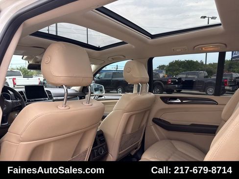 Used 2018 Mercedes-Benz GLS 450 4MATIC image 40