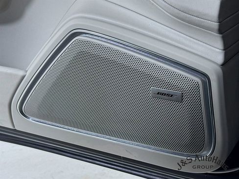 Used 2020 Porsche Panamera Turbo w/ Sport Package image 25