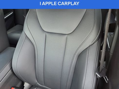 Used 2025 BMW 330i Sedan w/ Convenience Package image 14