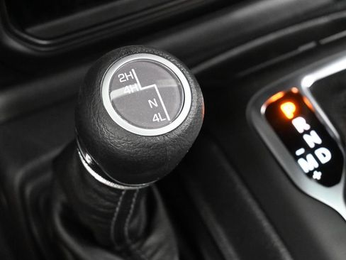 New 2026 Jeep Gladiator Sport image 22