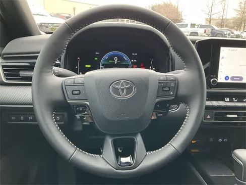 Used 2026 Toyota Camry SE w/ Convenience Package image 19