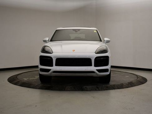 Certified 2023 Porsche Cayenne S image 10