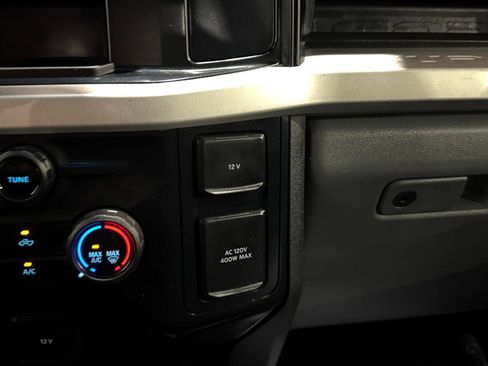 Used 2024 Ford F250 XL AWD/4WD image 26