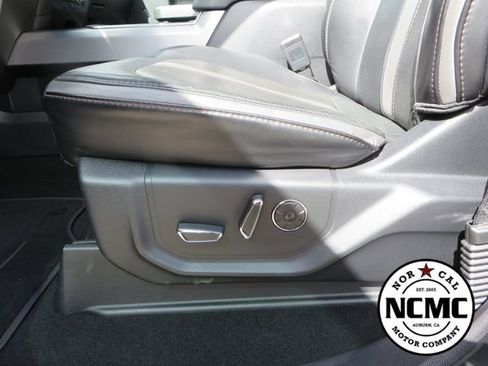 Used 2019 Ford F350 Platinum w/ Platinum Ultimate Package AWD/4WD image 38
