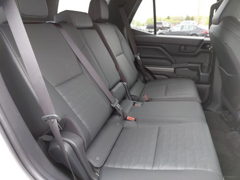 New 2025 Toyota 4Runner TRD Off-Road Premium AWD/4WD image 28