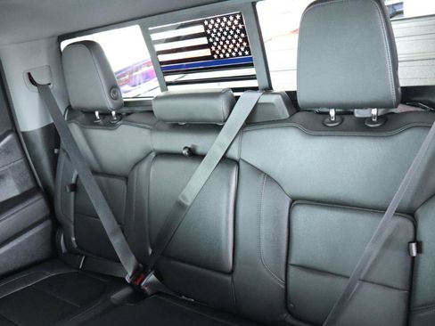 Used 2021 Chevrolet Silverado 1500 LT Trail Boss w/ Convenience Package II AWD/4WD image 30
