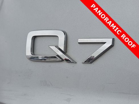 Used 2023 Audi Q7 Premium Plus image 8