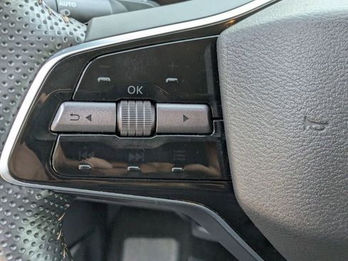 Used 2023 Nissan Ariya ENGAGE e-4ORCE image 16