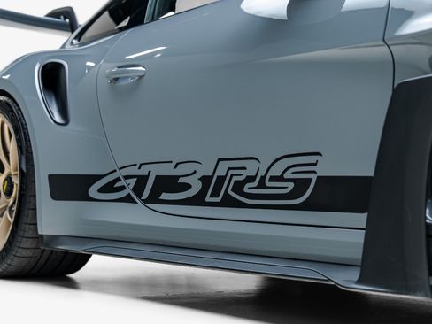 Used 2025 Porsche 911 GT3 RS RWD image 35